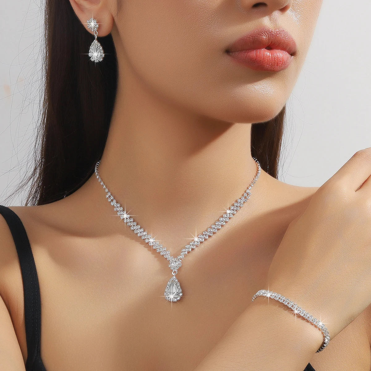 Elegant 4-Piece Bridal Jewelry Set
