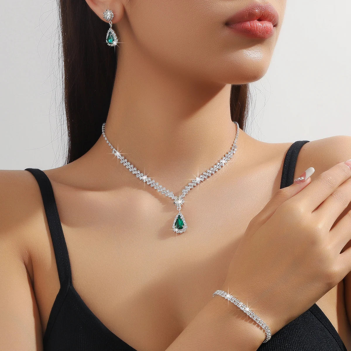 Elegant 4-Piece Bridal Jewelry Set
