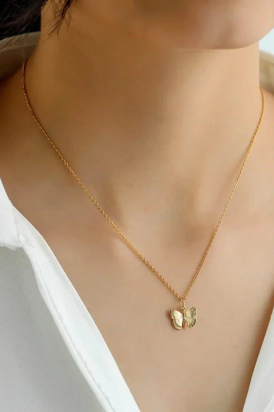 Elegant Vintage Charm Necklace