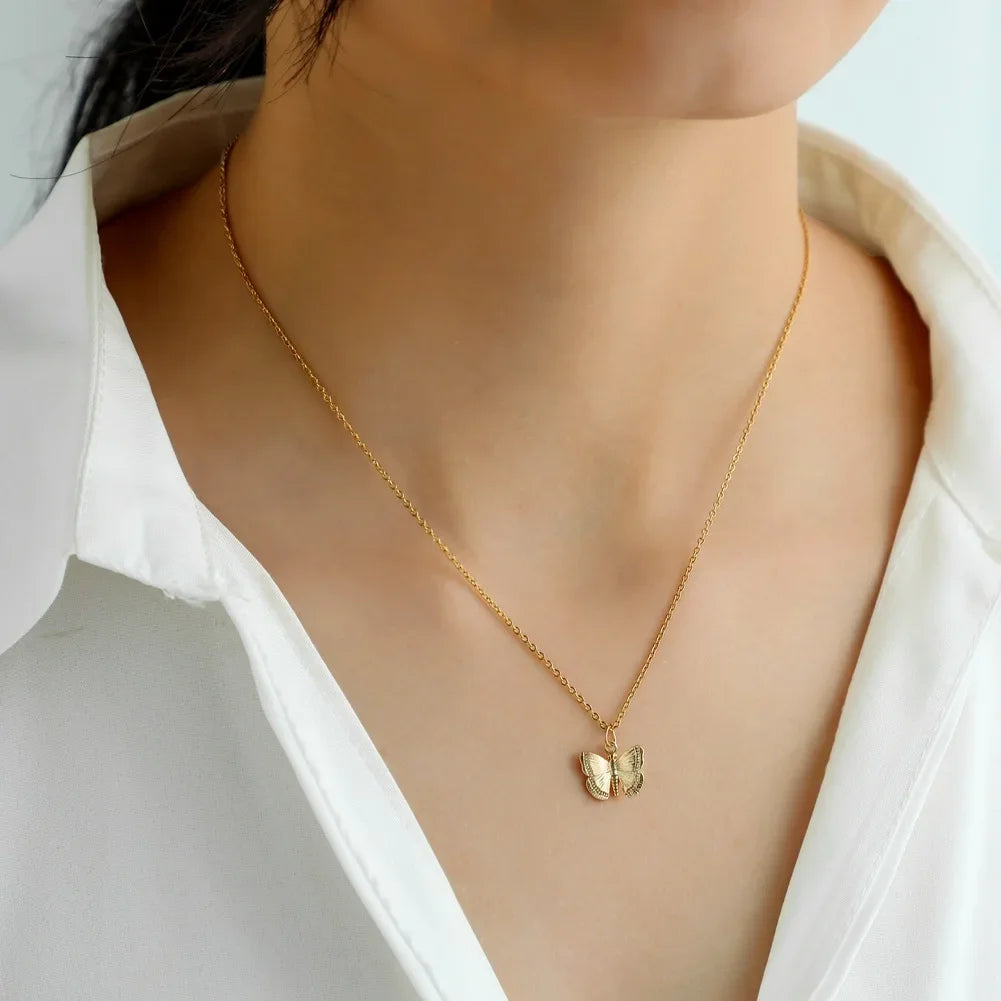Elegant Vintage Charm Necklace