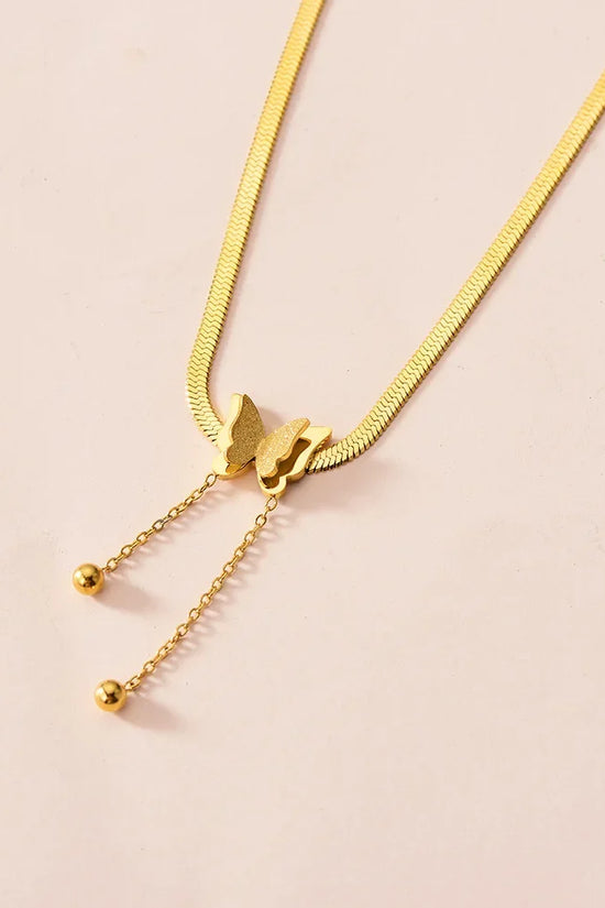 Elegant Vintage Charm Necklace