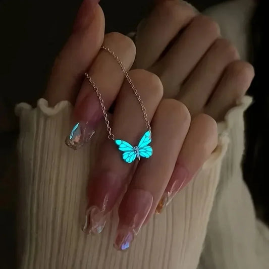 Butterfly Lamp Necklace (Glow in the Dark)