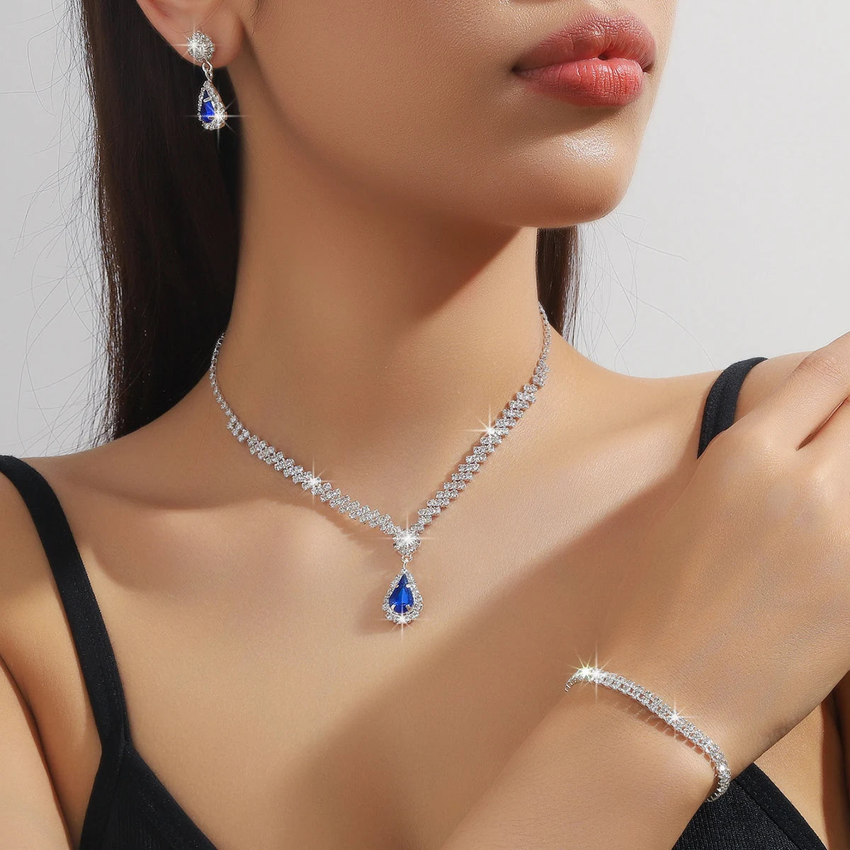 Elegant 4-Piece Bridal Jewelry Set